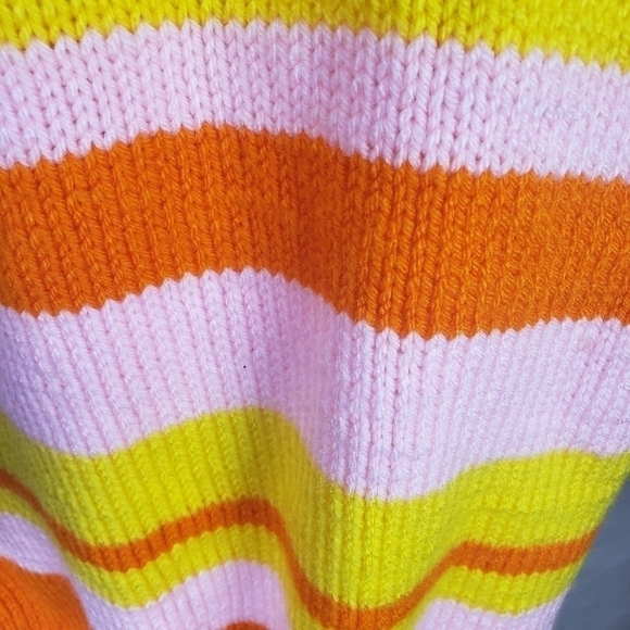 Womans Hand Knit Oversized Sweater Size M - Picture 9 of 10